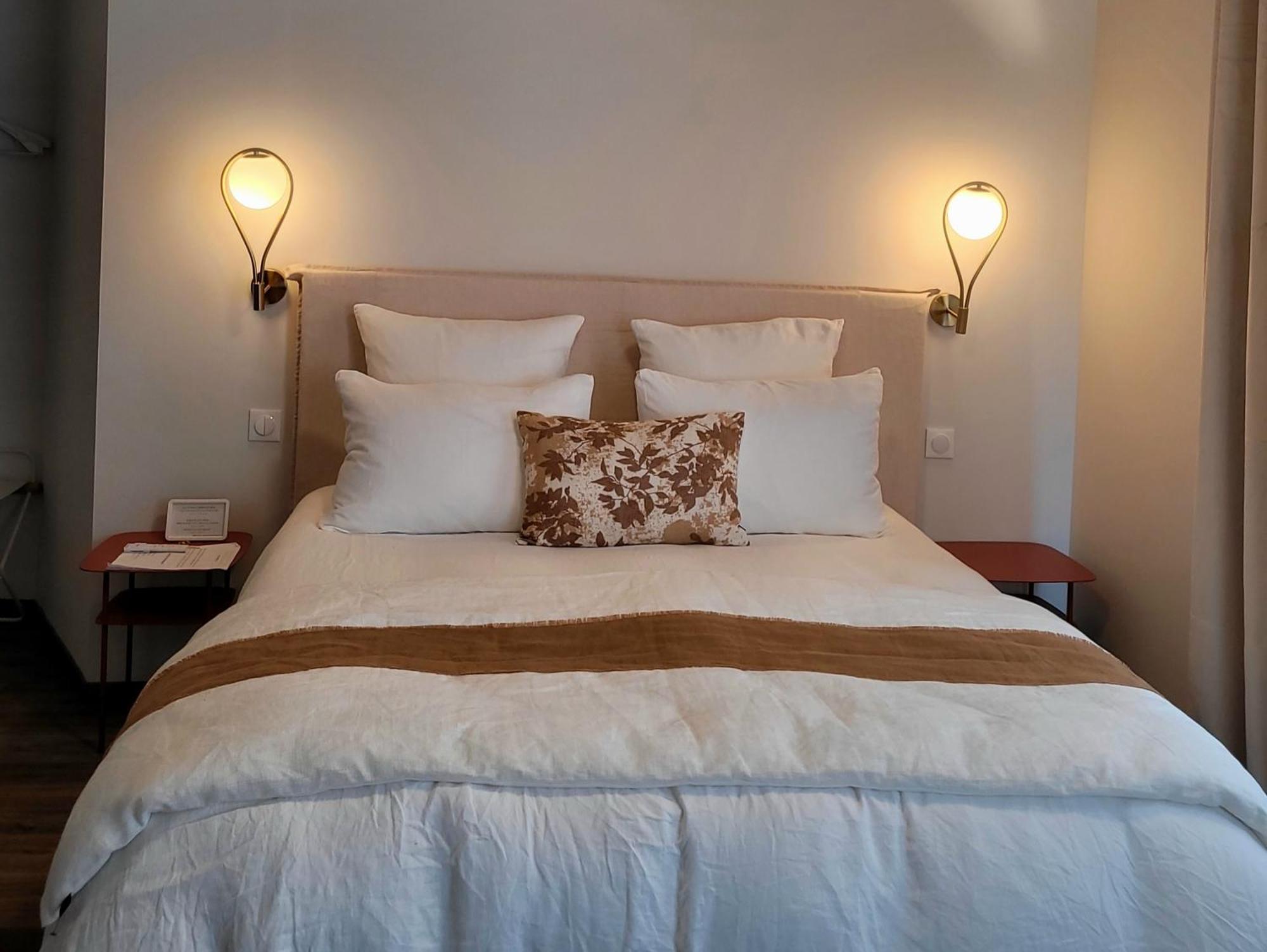 Tresors De Sens Bed & Breakfast Eksteriør bilde