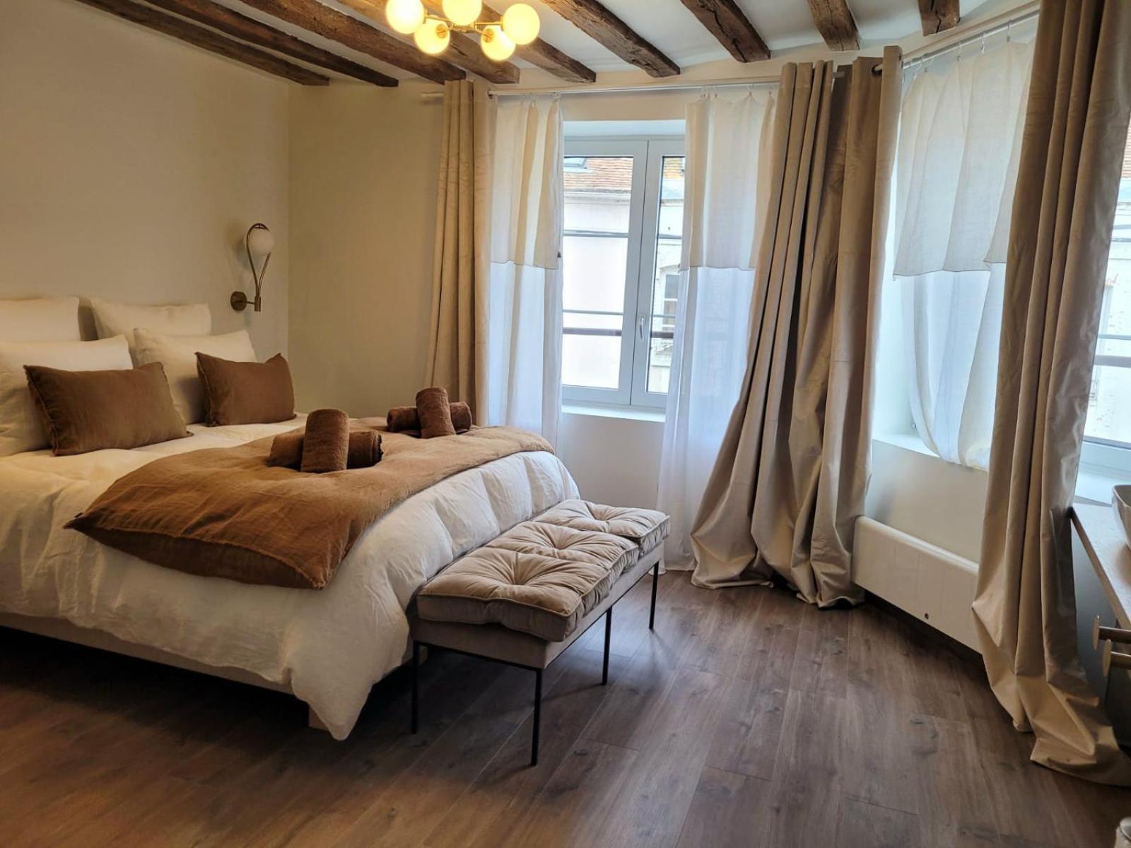 Tresors De Sens Bed & Breakfast Eksteriør bilde