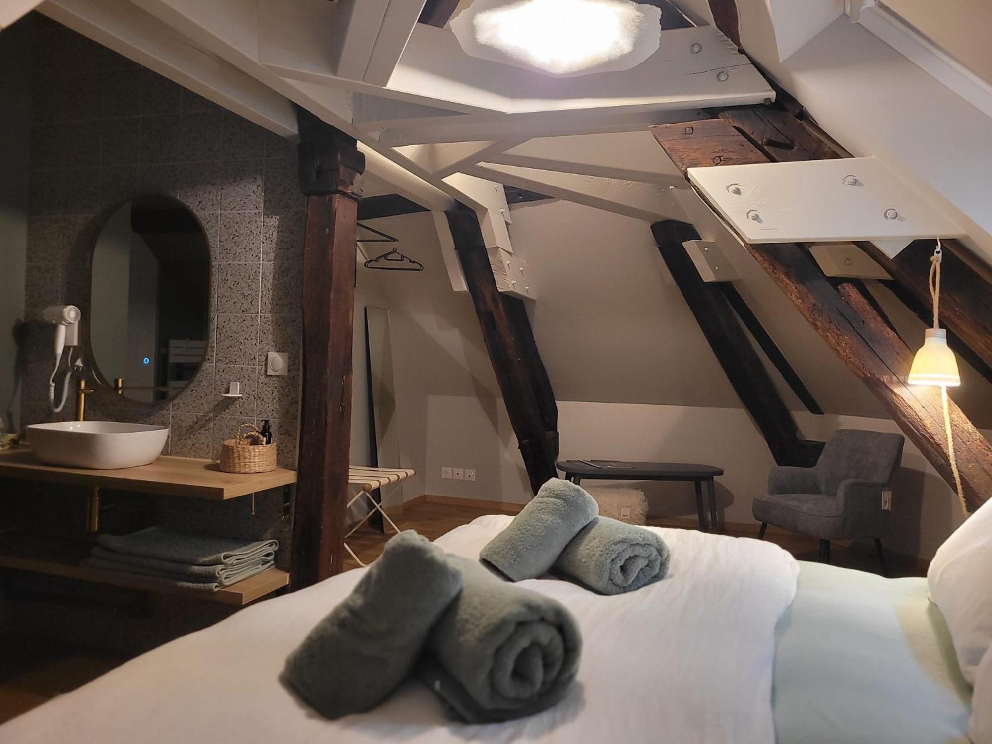 Tresors De Sens Bed & Breakfast Eksteriør bilde
